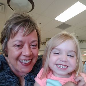 Meet your Posher, Valerie